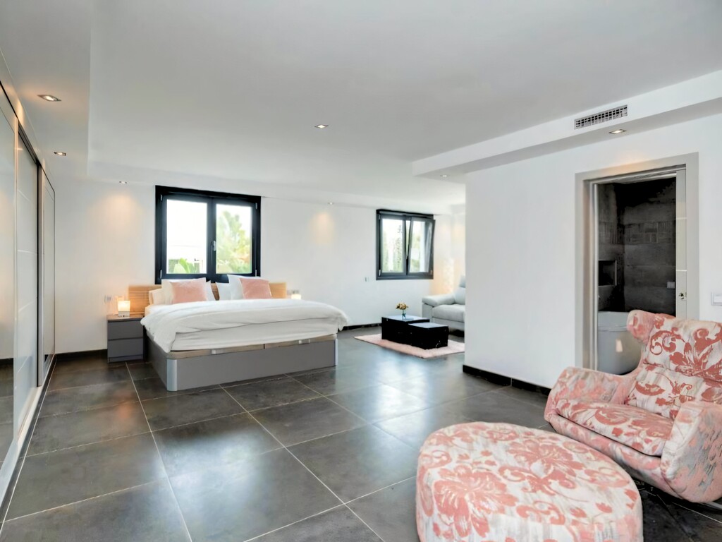Nueva Andalucia Villa_1