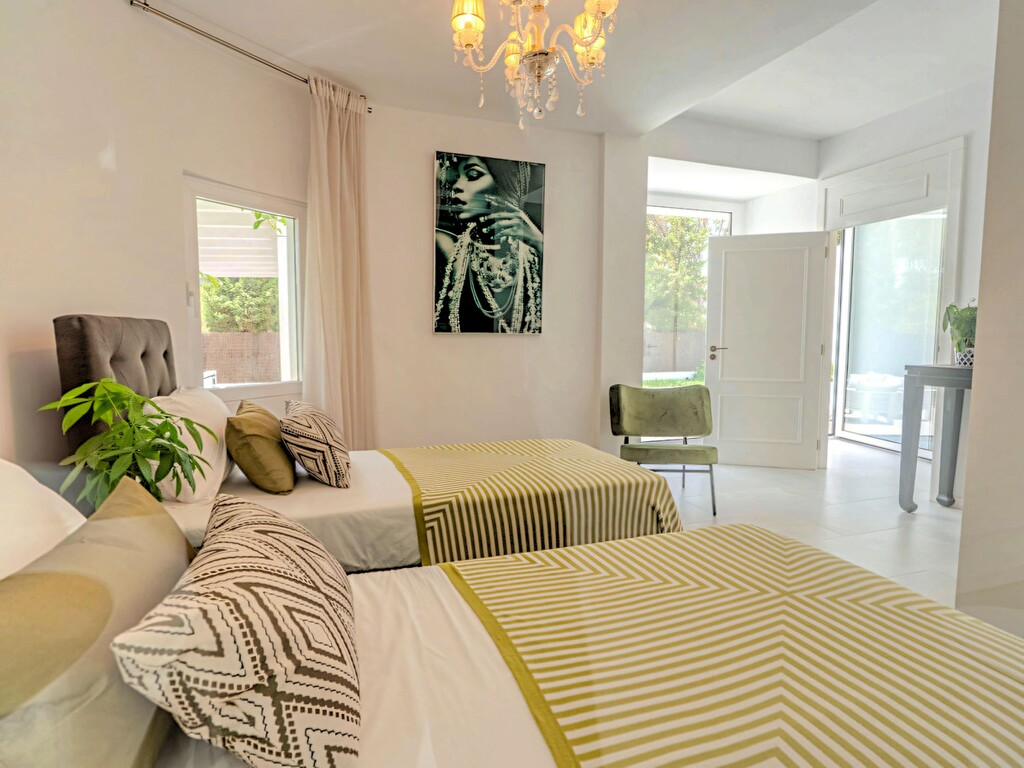 Nueva Andalucia Villa_24