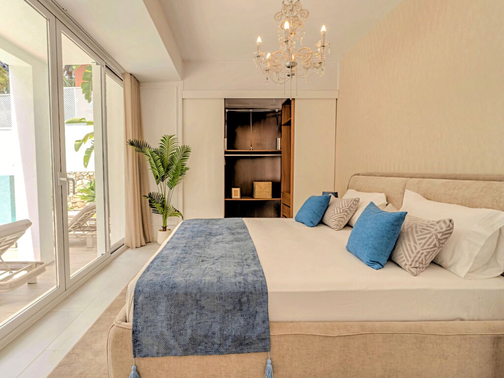 Nueva Andalucia Villa_17