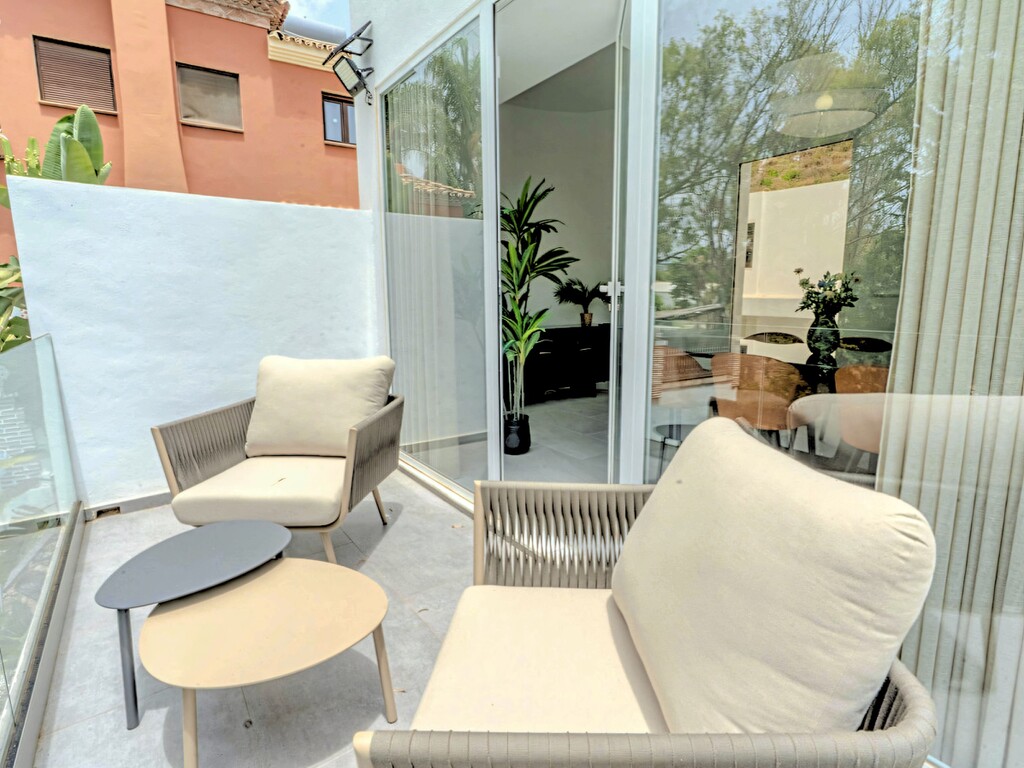 Nueva Andalucia Villa_34