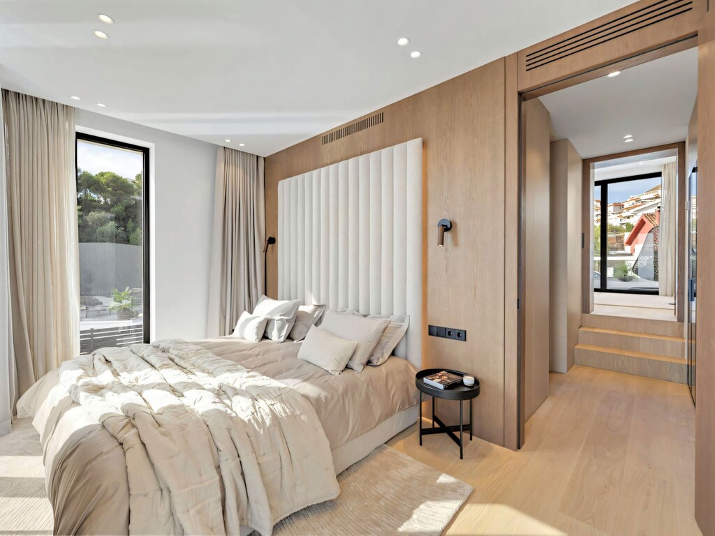 Newly built Benalm&aacute;dena villa_18