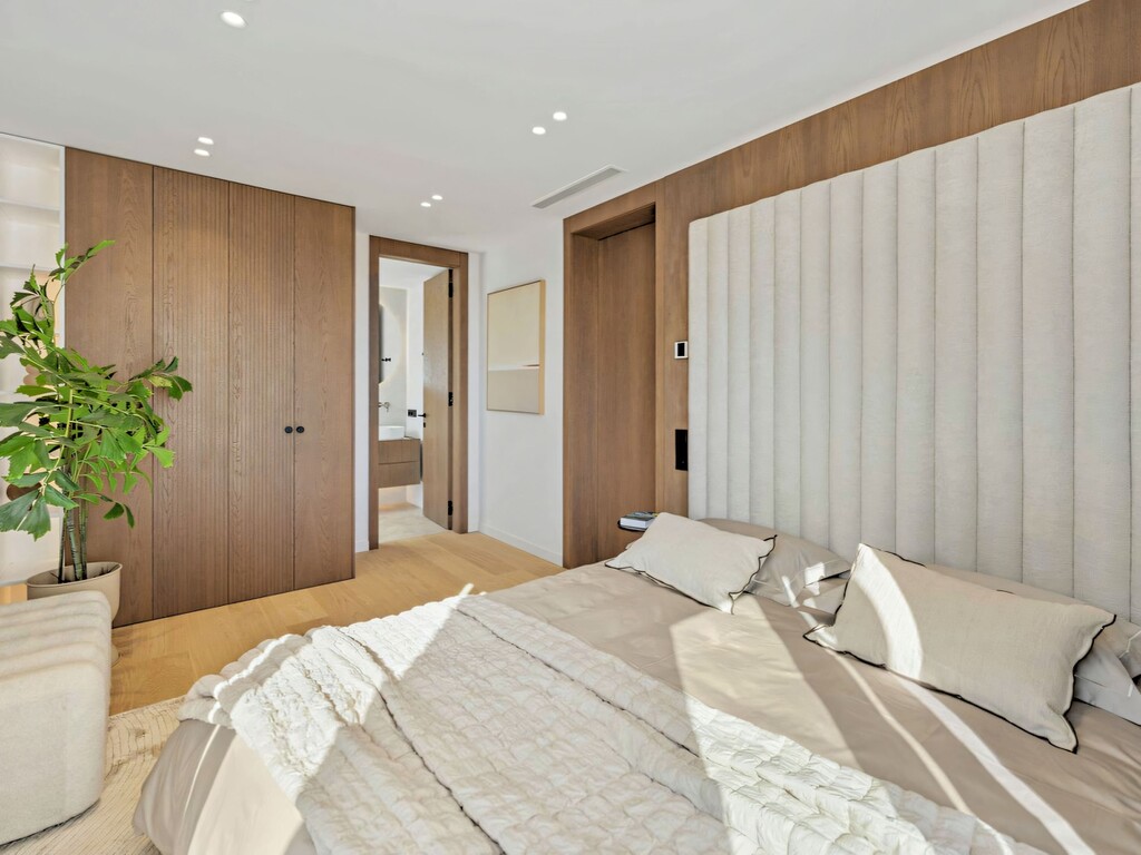 Newly built Benalm&aacute;dena villa_24