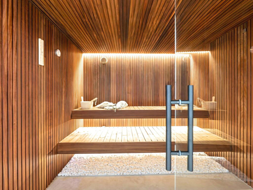 Newly built Benalm&aacute;dena villa_34