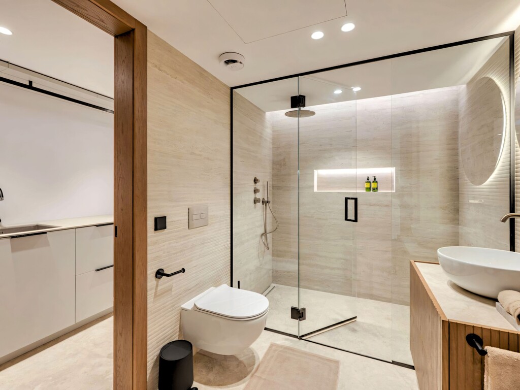 Newly built Benalm&aacute;dena villa_35