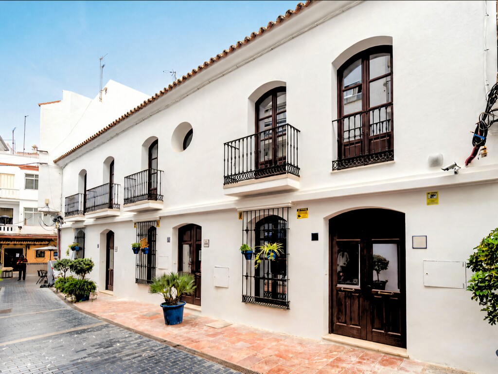 Estepona Centre Townhouse_23