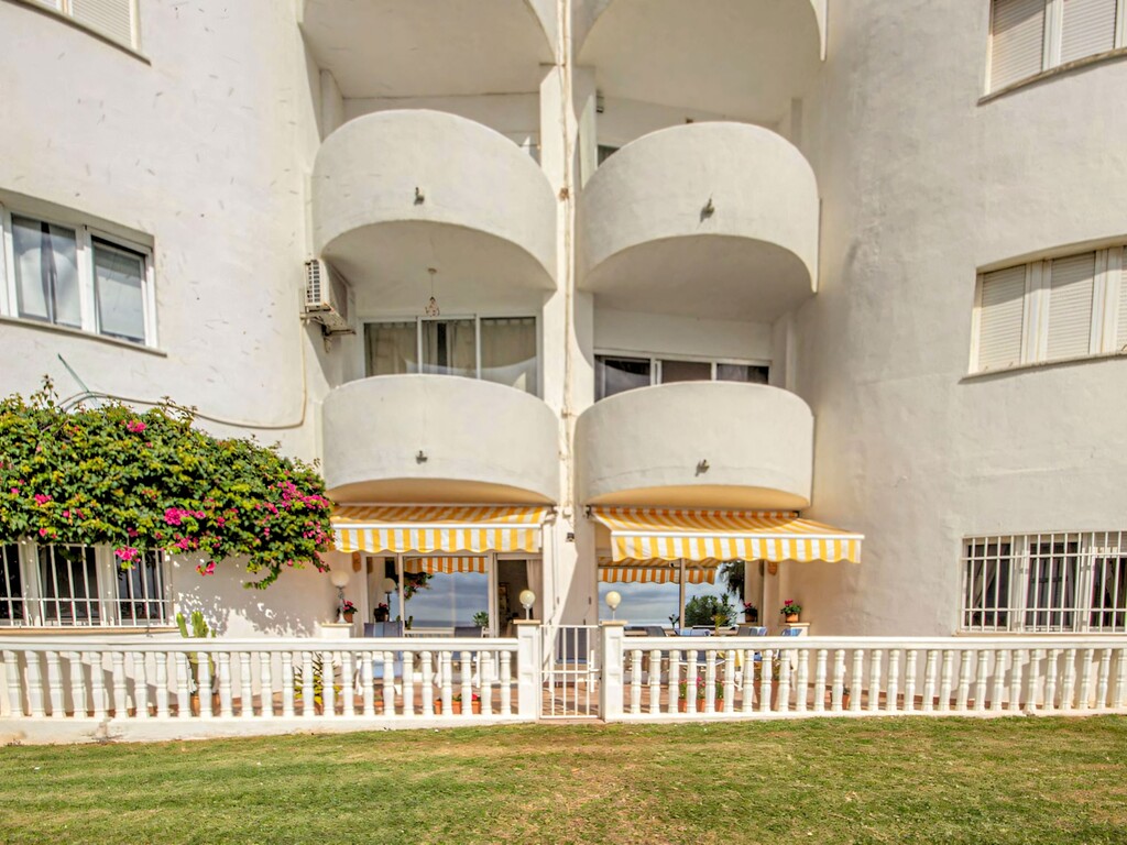 Beachfront Calahonda_3